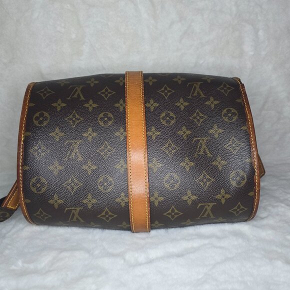 LOUIS VUITTON Marne Shoulder Bag - Picture 2 of 15